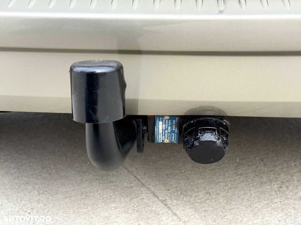 Dacia Logan 1.6 16V Laureate - 15