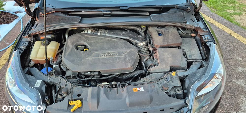 Ford Focus 1.6 EcoBoost Titanium - 16