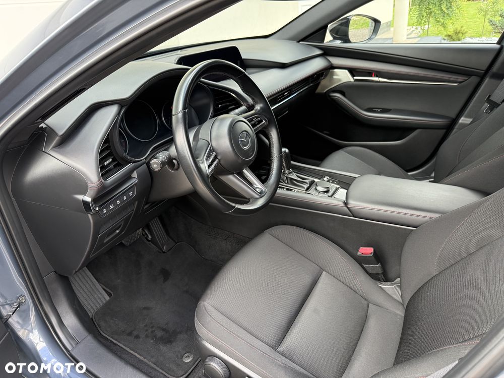 Mazda 3 2.0 mHEV Hikari - 21