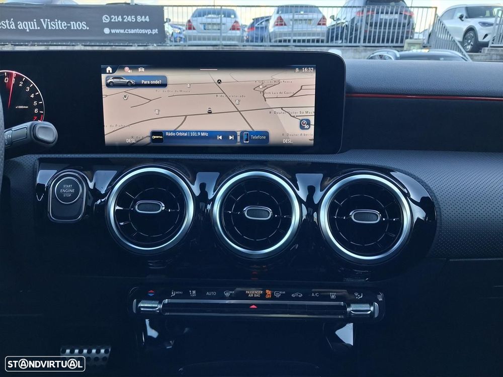 Mercedes-Benz A 250 - 21