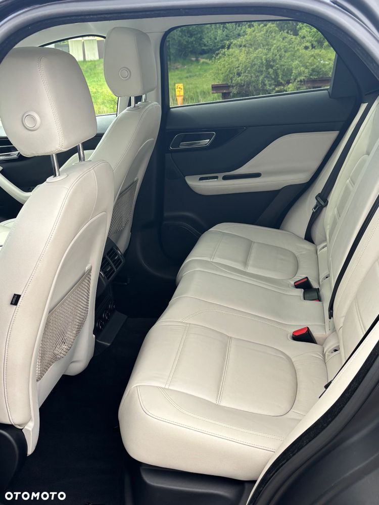 Jaguar F-Pace 2.0 i4D AWD Prestige - 10
