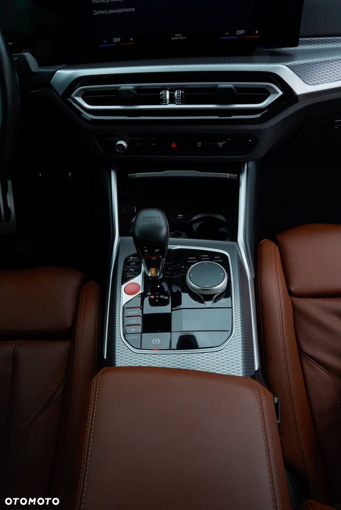 BMW M4 Competition M xDrive - 21