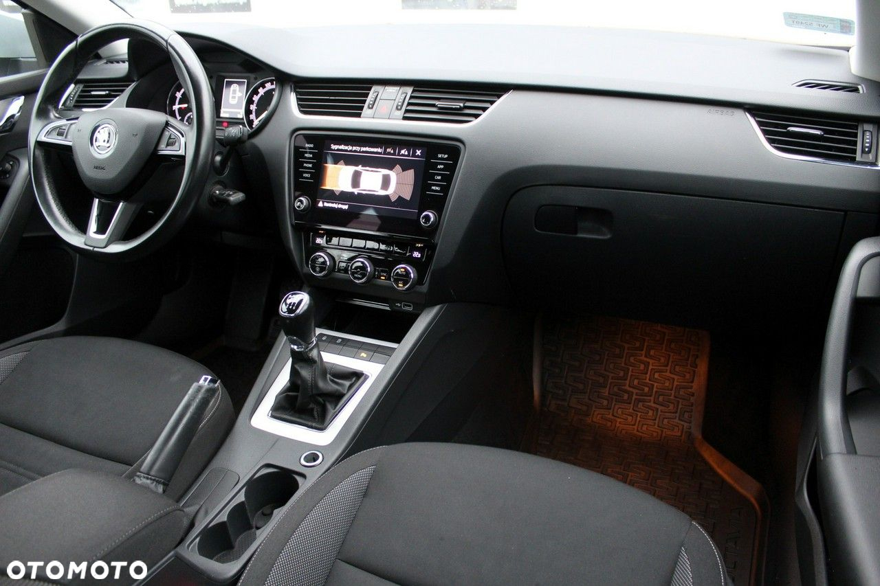 Skoda Octavia - 10