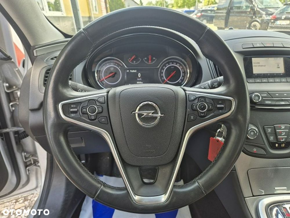Opel Insignia - 15
