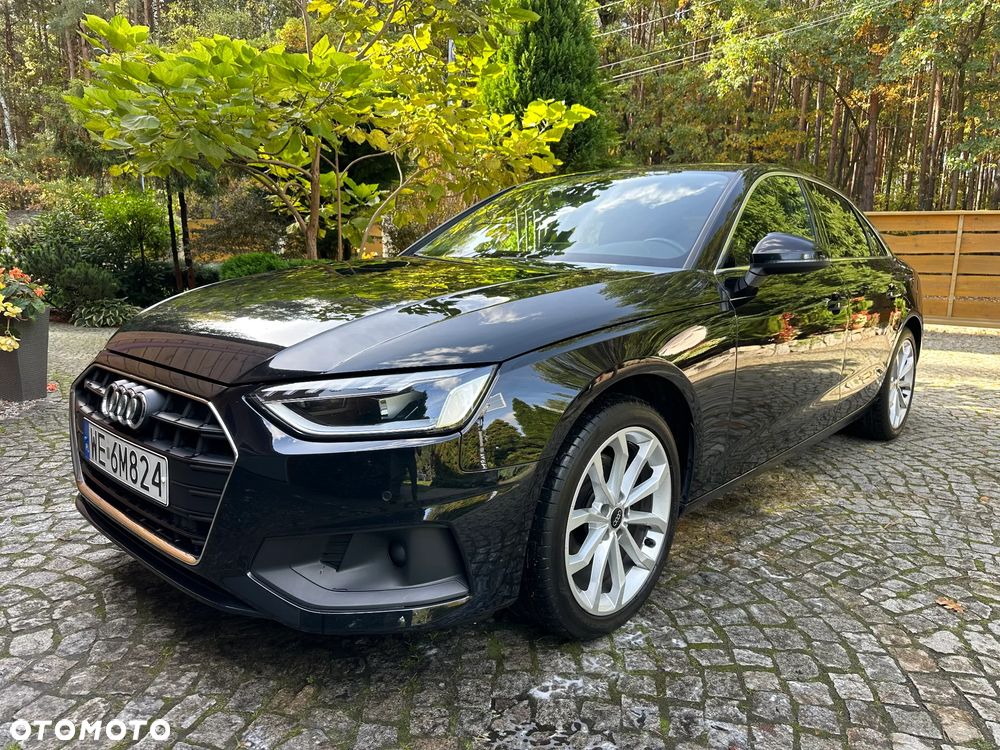 Audi A4 - 1