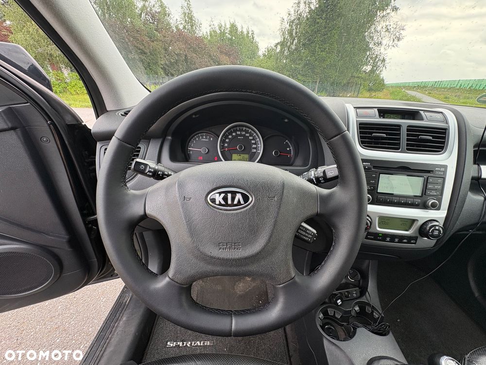 Kia Sportage 2.0 2WD Cup - 22