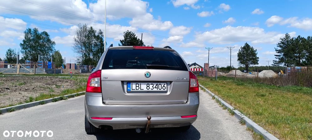 Skoda Octavia 1.8 T FSI Ambiente - 8