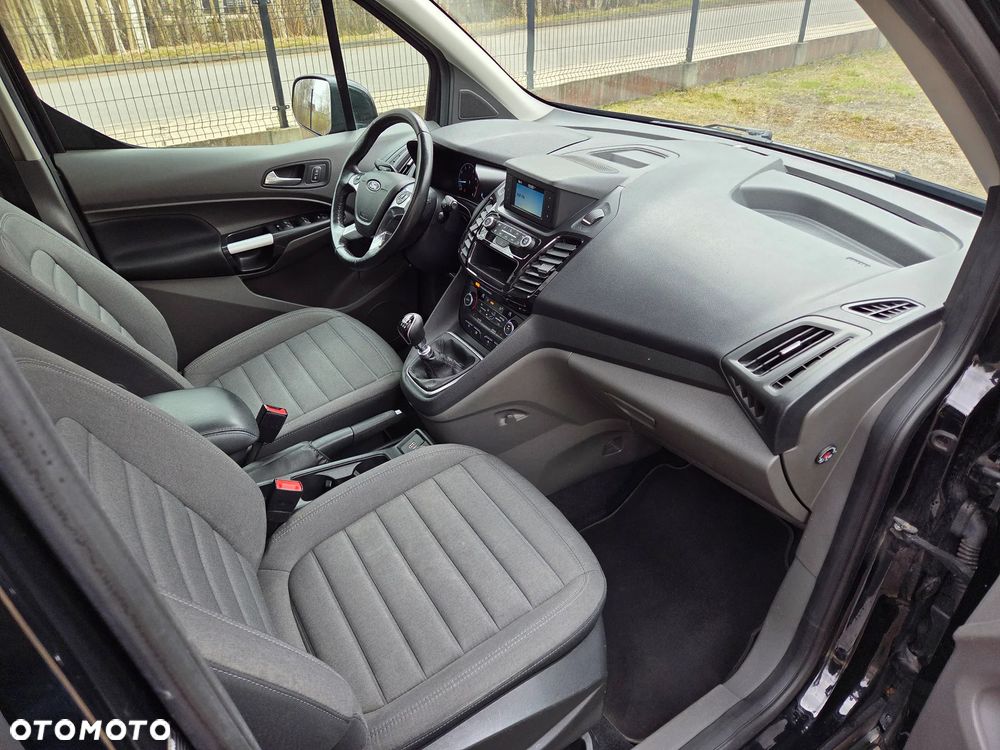 Ford Tourneo Connect 1.0 EcoBoost Start-Stop Titanium - 24