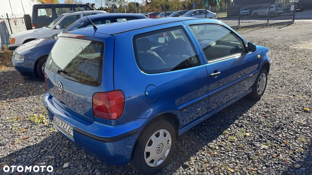 Volkswagen Polo - 4