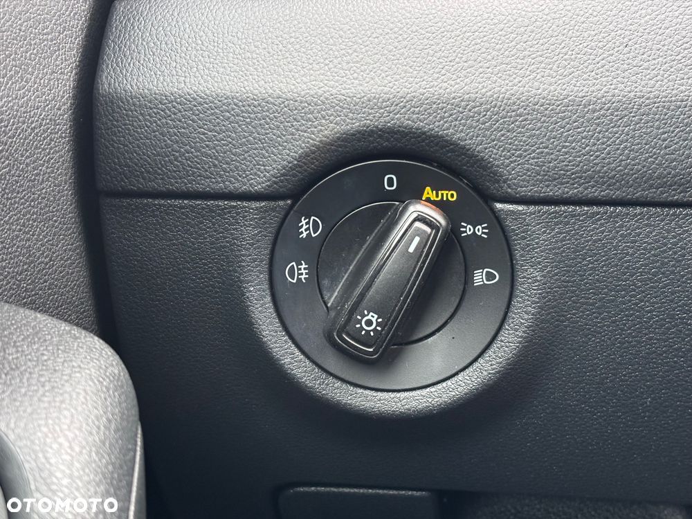 Skoda Octavia 1.6 TDI SCR Ambition DSG - 27