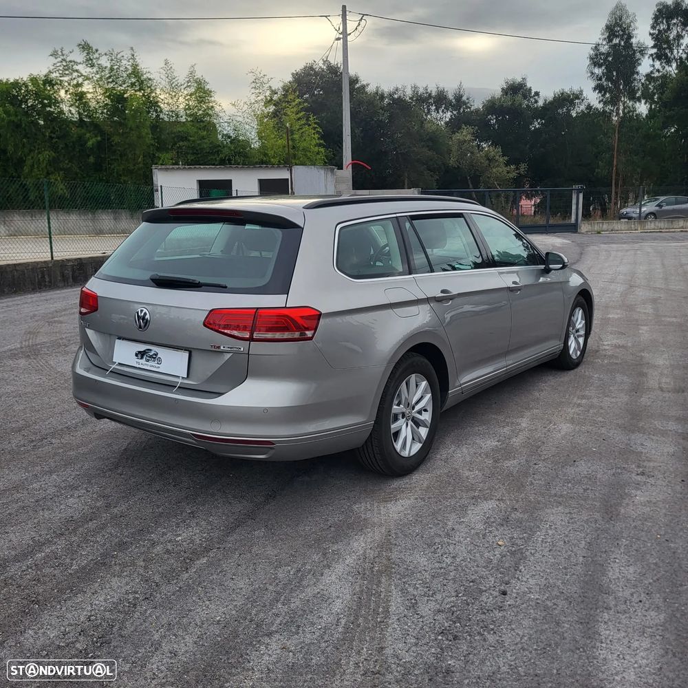 VW Passat Variant 1.6 TDI BlueMotion - 19