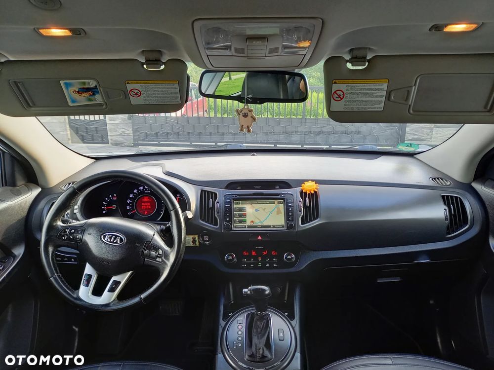 Kia Sportage 2.0 CRDI 4WD Automatik Dream-Team Edition - 2