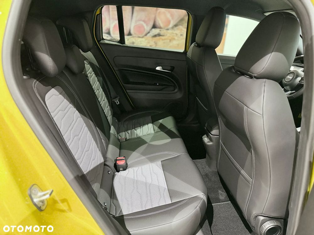 Jeep Avenger 1.2 T3 mHEV Overland 4xe eDCT6 - 12