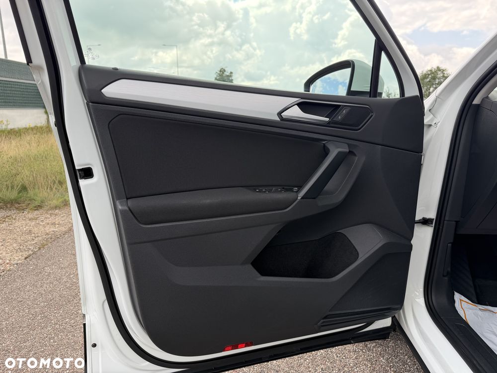 Volkswagen Tiguan - 18