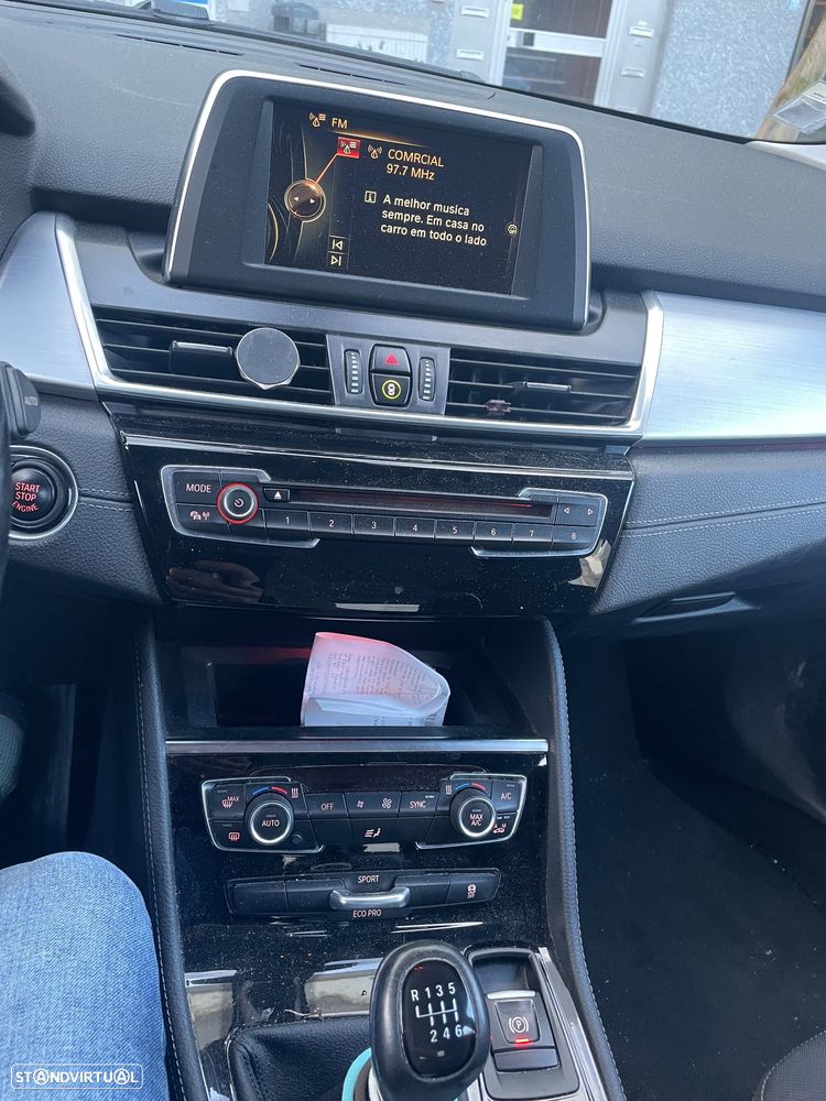 BMW 216 Active Tourer d Line Sport - 4