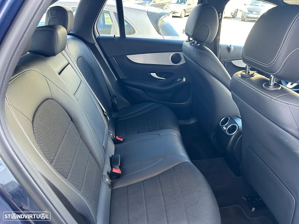 Mercedes-Benz GLC 300 - 25