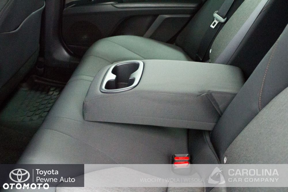 Toyota Camry - 15