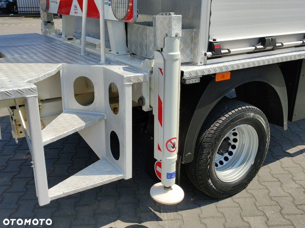 Volkswagen Crafter - 31
