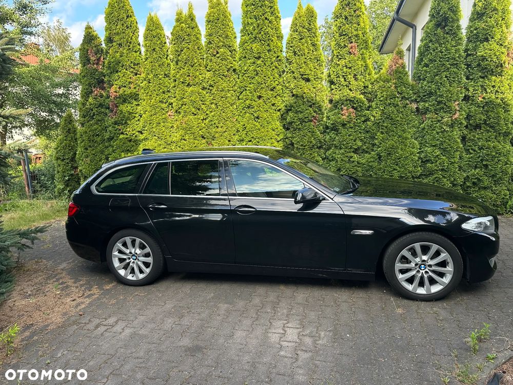 BMW Seria 5 525d xDrive Sport-Aut - 7