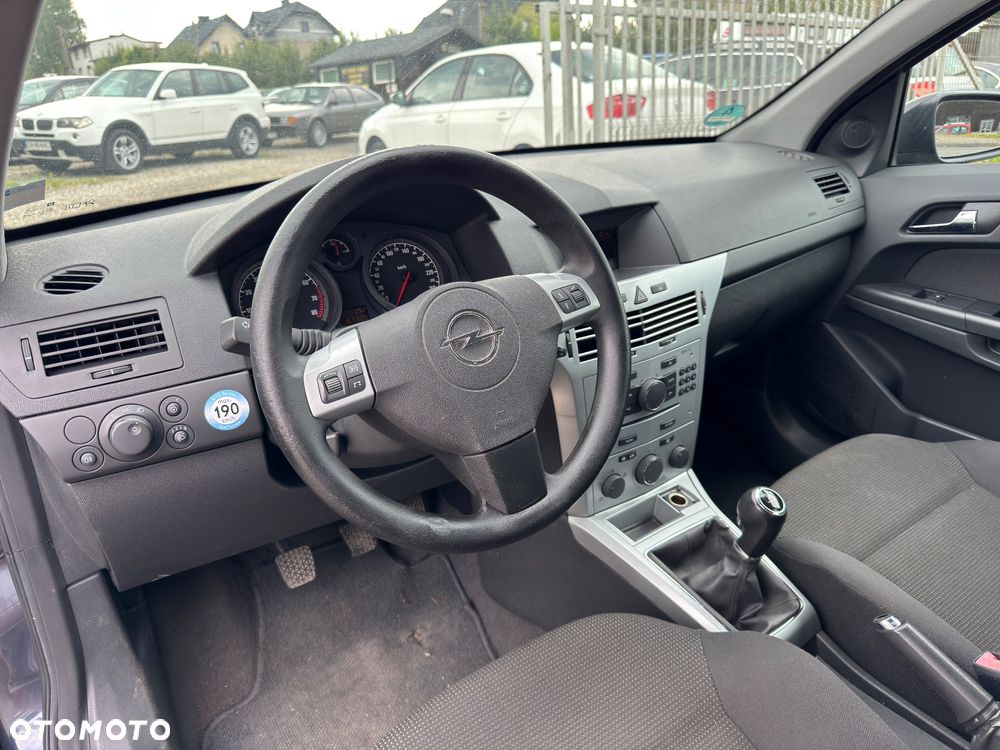 Opel Astra - 18