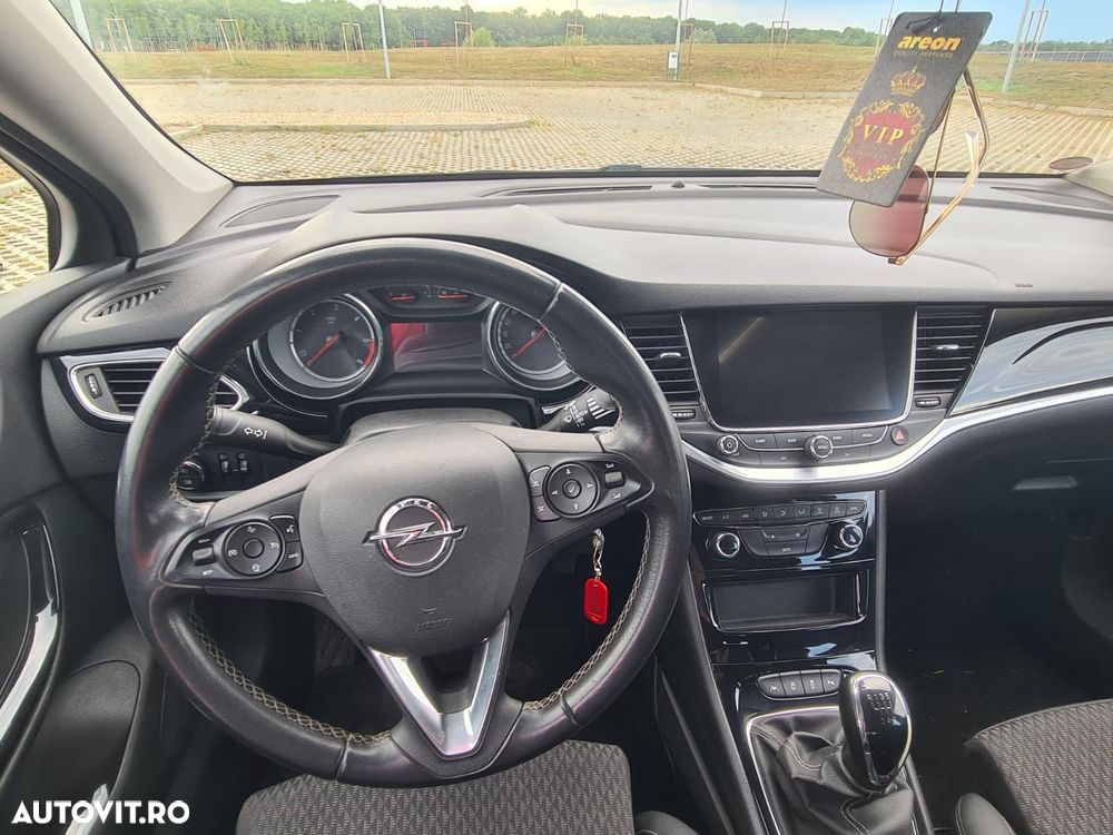 Opel Astra 1.6 CDTI ECOTEC Start/Stop Dynamic - 6