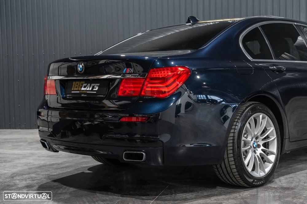 BMW 740 d Pack M - 49