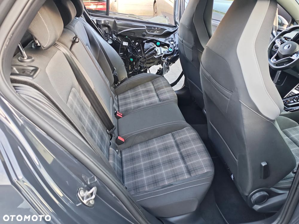 Volkswagen Golf 2.0 TDI GTD DSG - 13