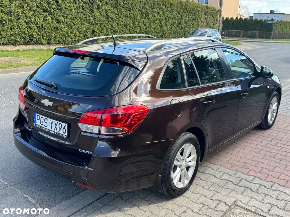 Chevrolet Cruze 1.8 LT - 4