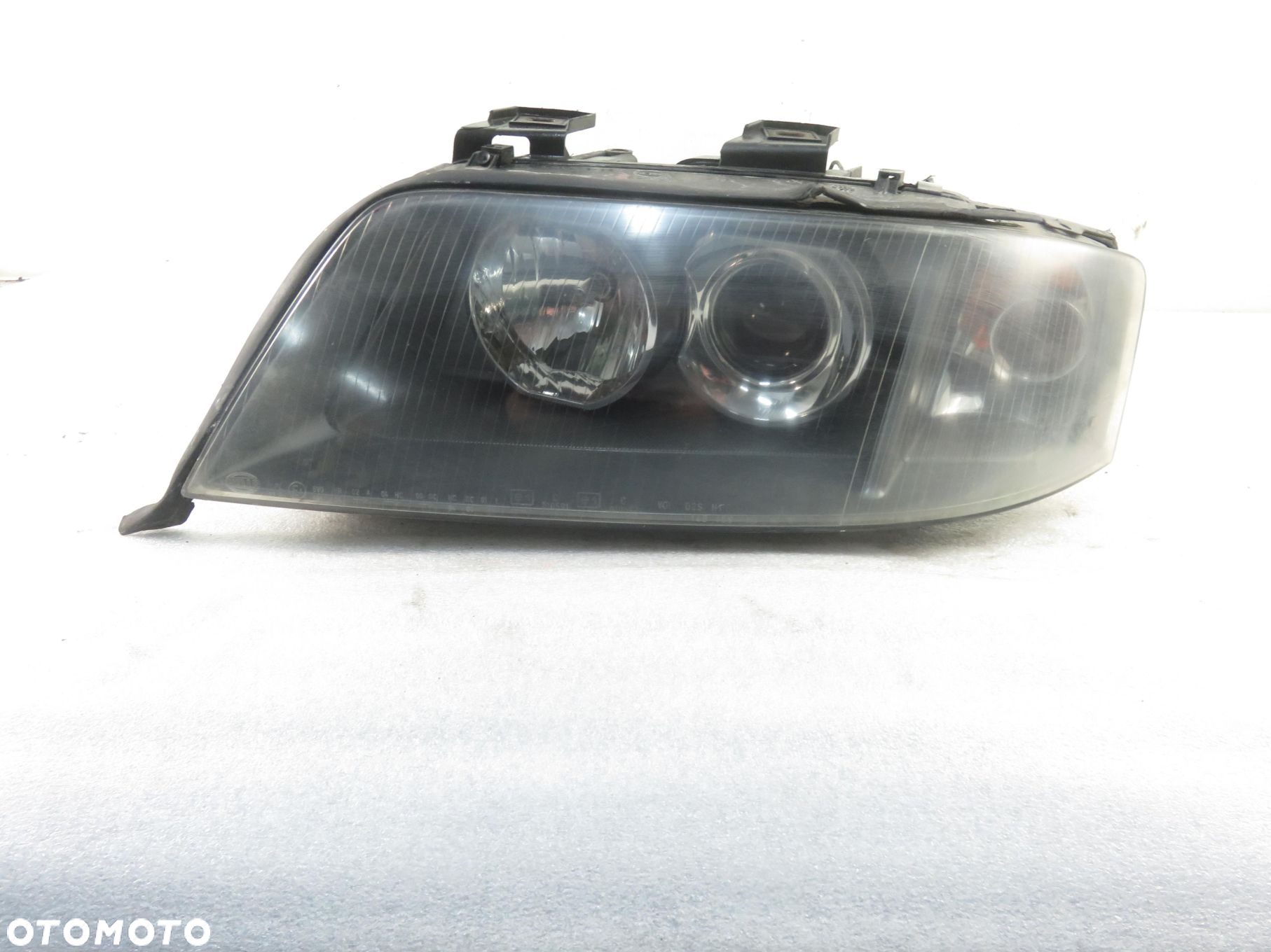 LAMPA LEWA PRZEDNIA AUDI A6 C5 - 5