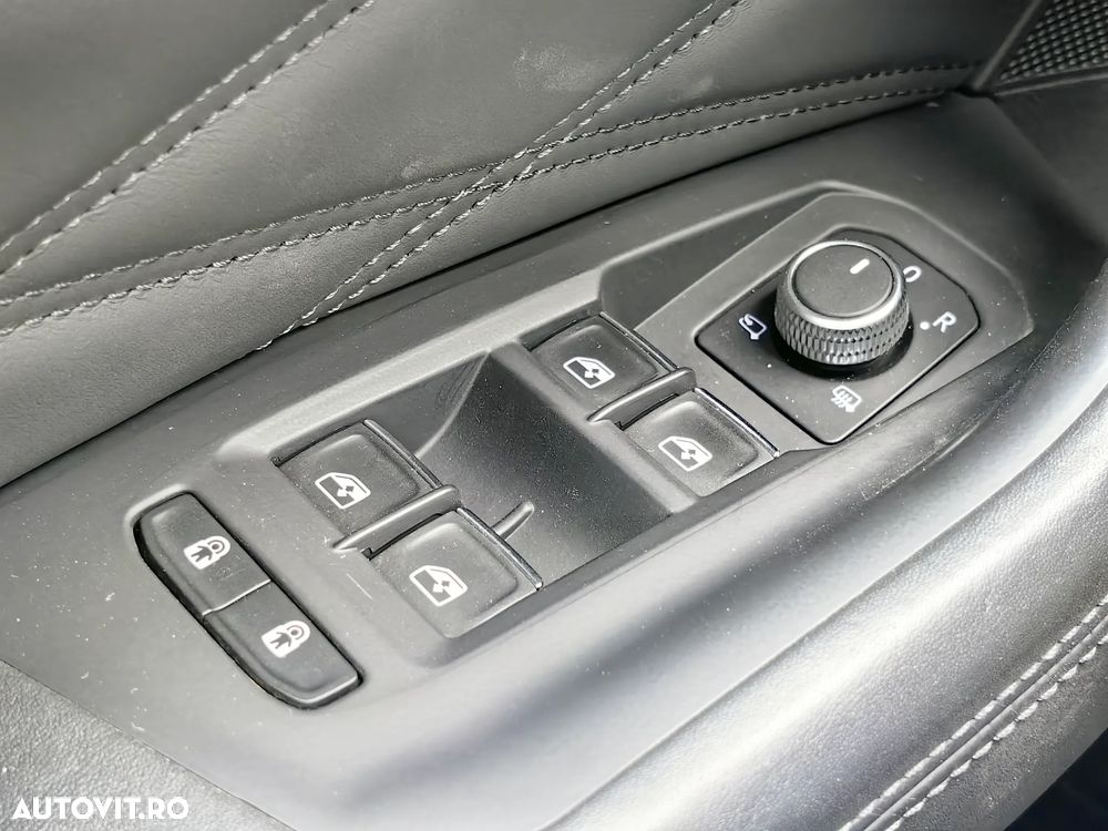 Volkswagen Touareg V6 TSI eHybrid PHEV R - 32