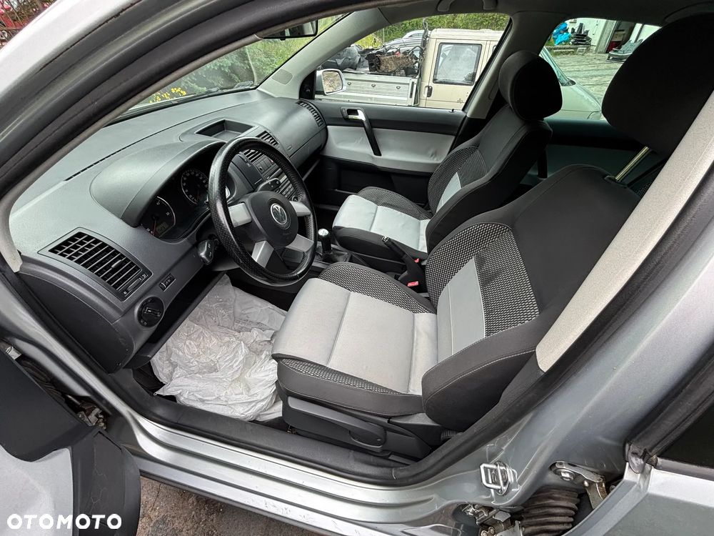 Volkswagen Polo 1.4 TDI CrossPolo - 7