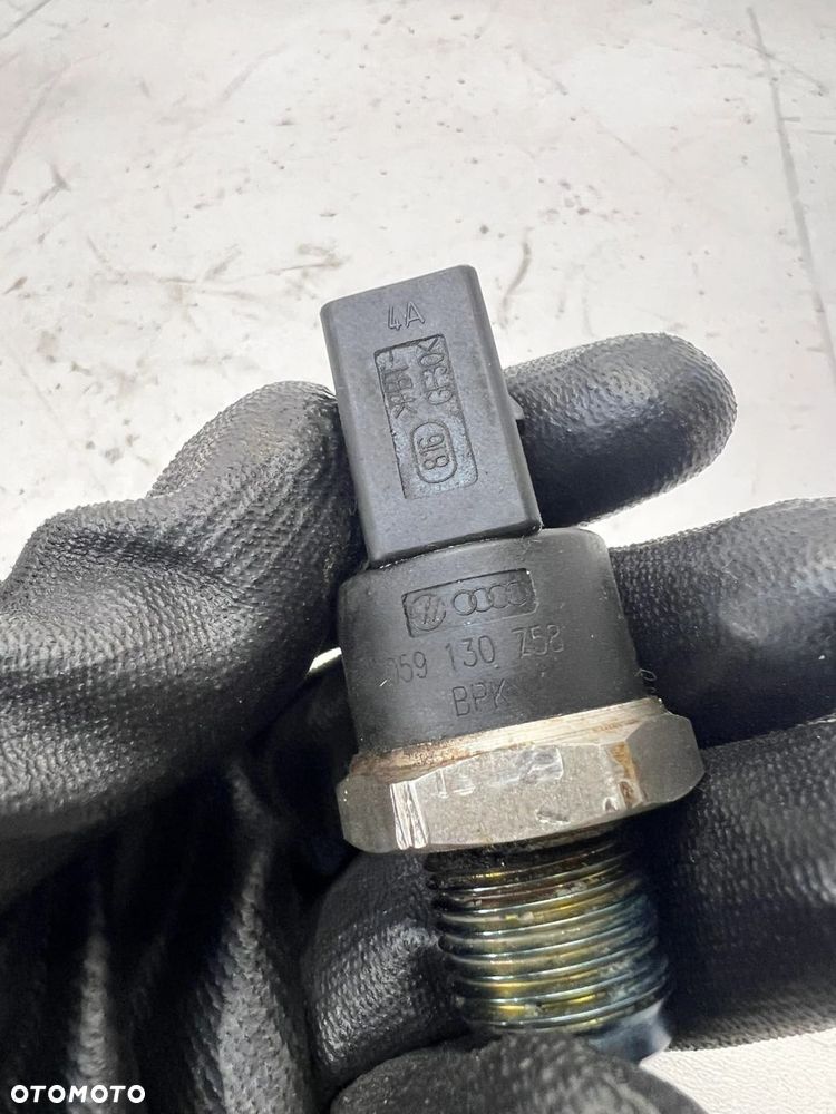 CZUJNIK CIŚNIENIA PALIWA AUDI A4 B8 A5 8T Q5 A6 C6 2.7 3.0 TDI 059130758 - 6