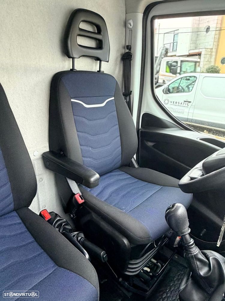 Iveco Daily 2.3 35S14V 4100 18m3 - 31
