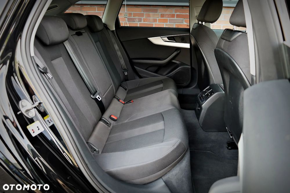 Audi A4 Avant - 27