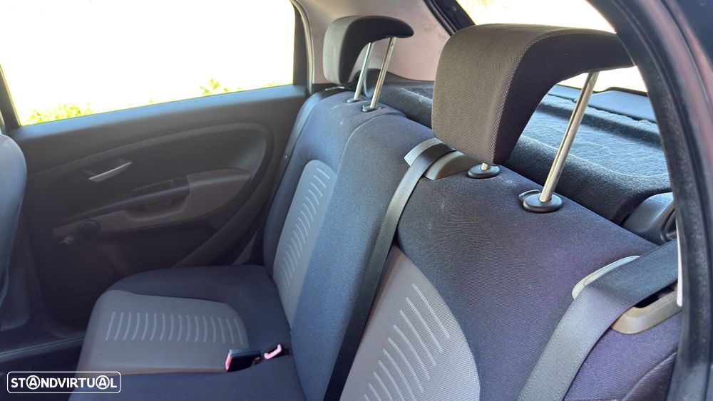 Fiat Grande Punto 1.2 Active 280 - 12