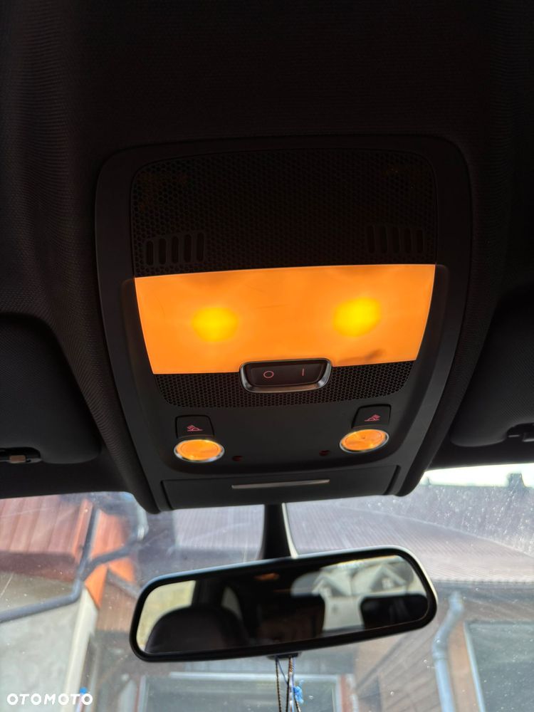 Audi A4 Avant 2.0 TDI Quattro S tronic - 8