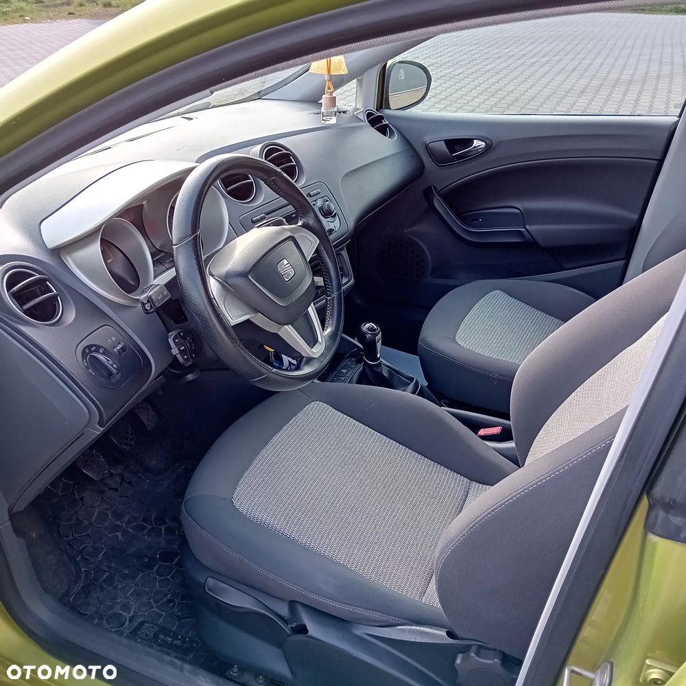 Seat Ibiza 1.4 16V Style - 11