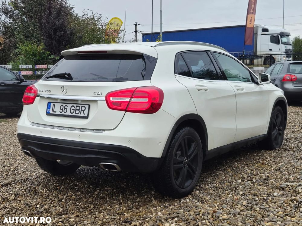 Mercedes-Benz GLA 200 (CDI) d 7G-DCT - 4