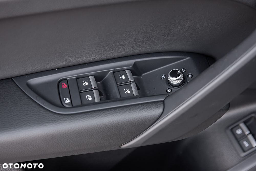 Audi Q5 Sportback 50 TFSIe quattro S tronic S line - 16