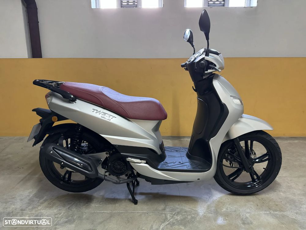 Peugeot Tweet 125 - 5