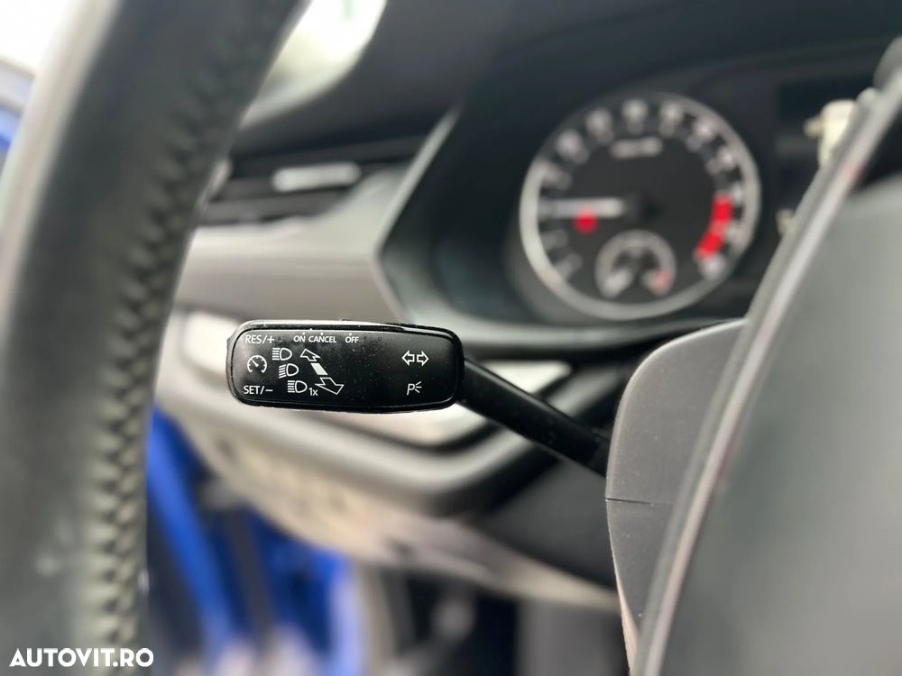 Skoda Octavia 2.0 TDI DSG Ambition - 23