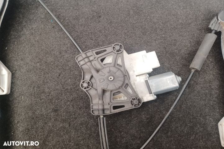 Macara geam fata stanga electrica 5JA959811K 5JA959811K Skoda Fabia N - 5