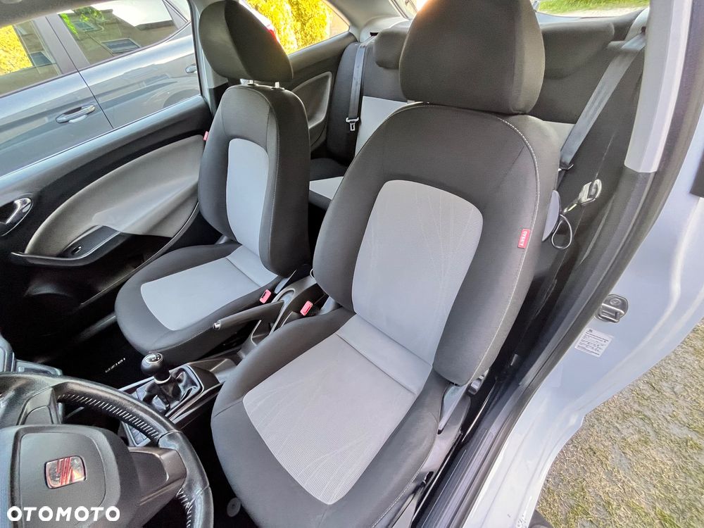 Seat Ibiza SC 1.4 16V Style - 12