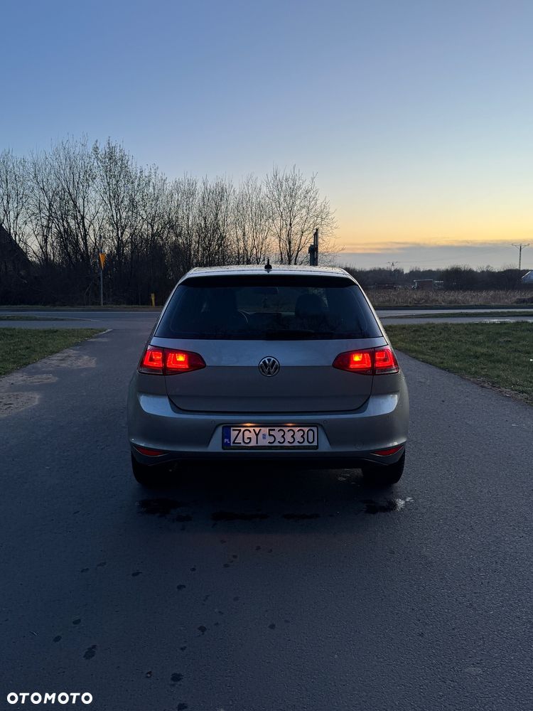Volkswagen Golf 1.6 TDI Comfortline - 7