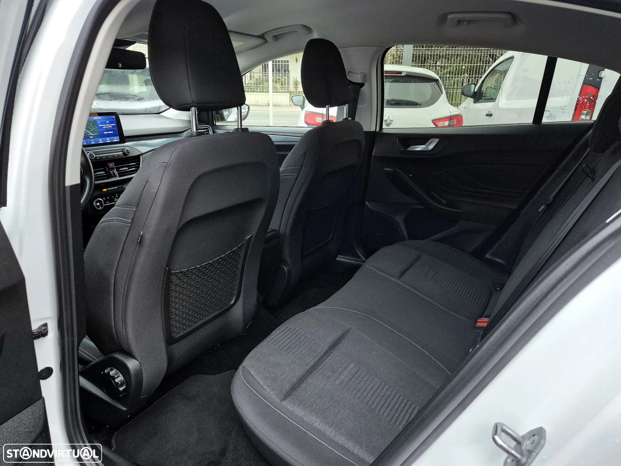 Ford Focus 1.0 EcoBoost MHEV Active X - 22