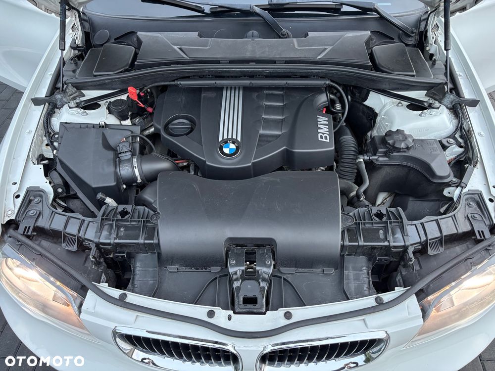 BMW Seria 1 118d Limited Edition Lifestyle mit M Sportpaket - 19