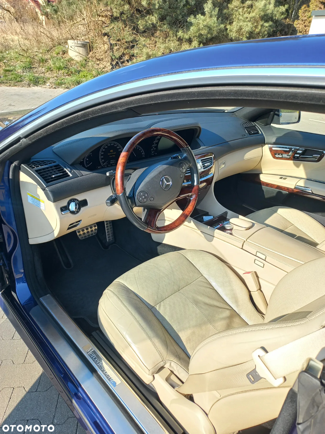 Mercedes-Benz CL - 9