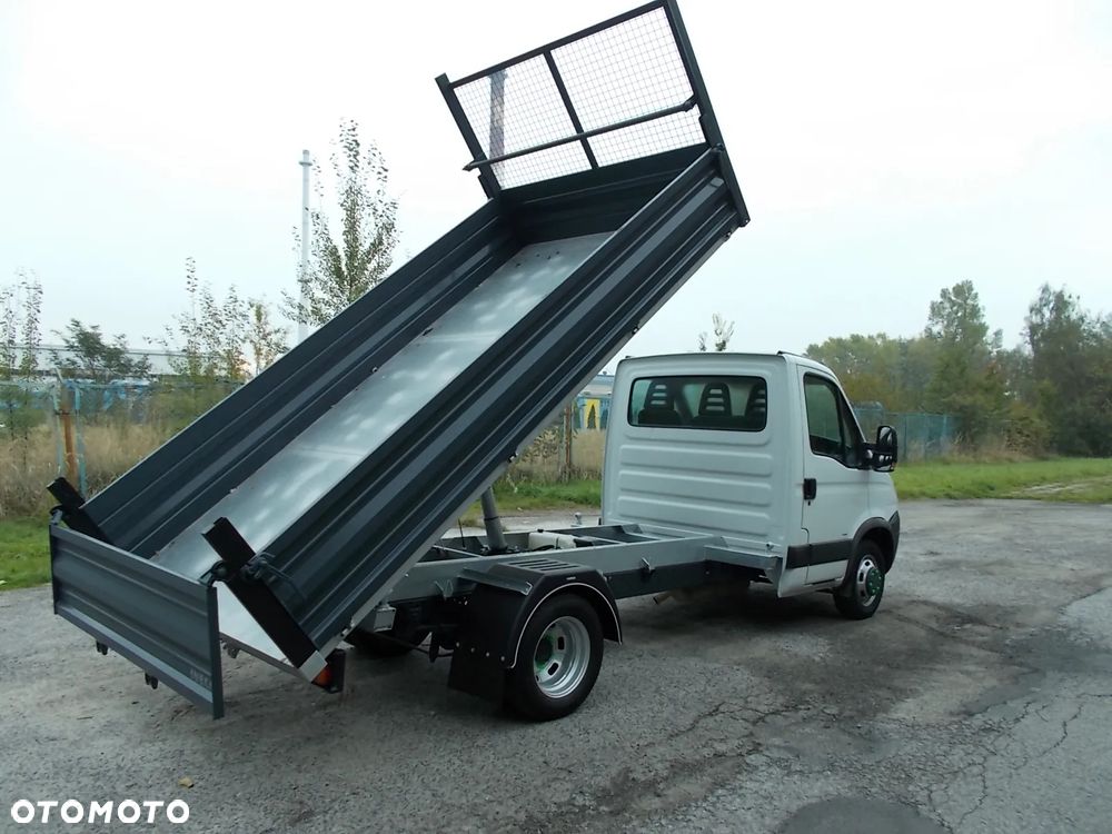 Iveco Daily 35C12 - 3