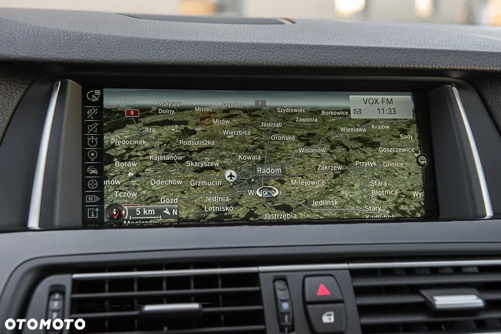 BMW Seria 5 525d Sport-Aut Luxury Line - 19