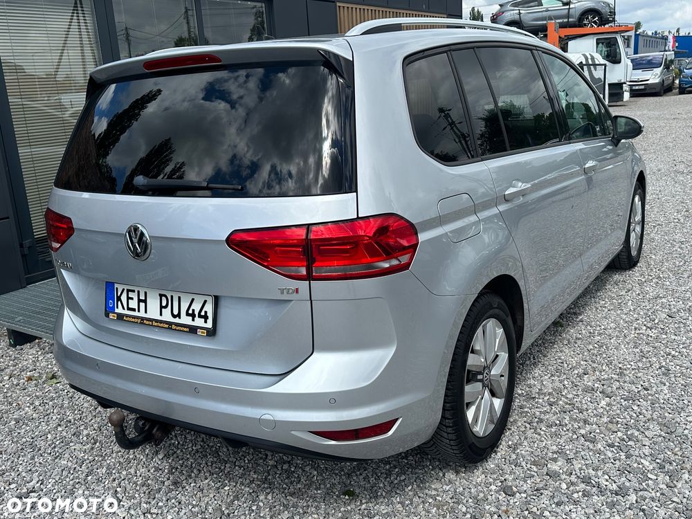 Volkswagen Touran 1.6 TDI SCR BlueMotion Technology DSG Comfortline - 31